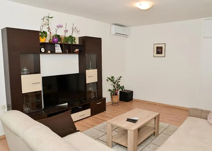 Buki One Bedroom With Balcony And Sea View Zadar