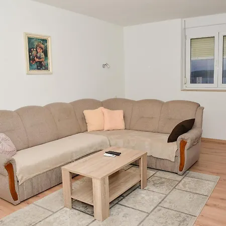 Buki One Bedroom With Balcony And Sea View Apartment