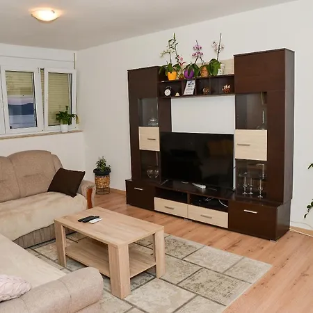 Buki One Bedroom With Balcony And Sea View Apartment *